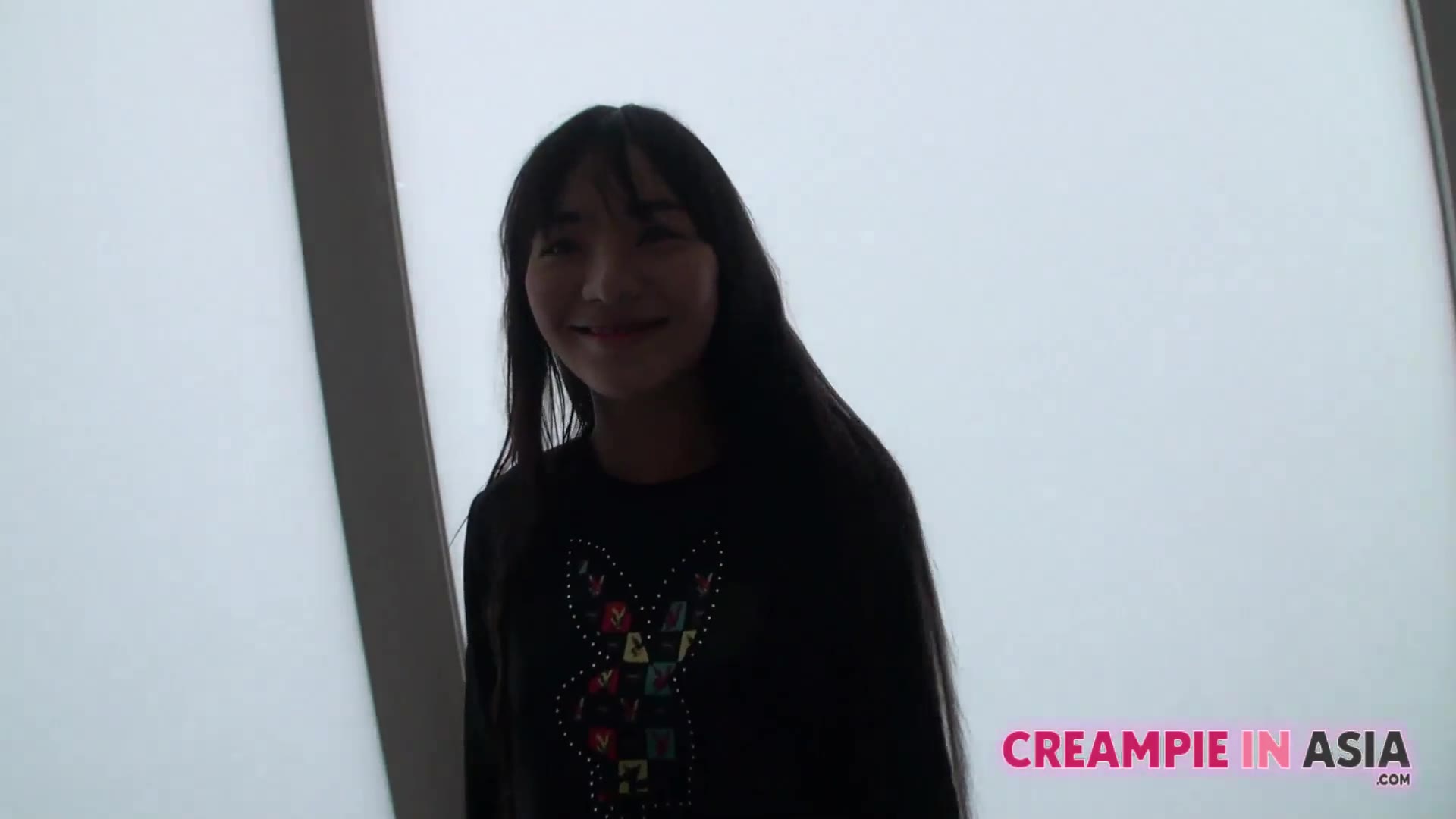 Thai girl receives creampie from Japan guy